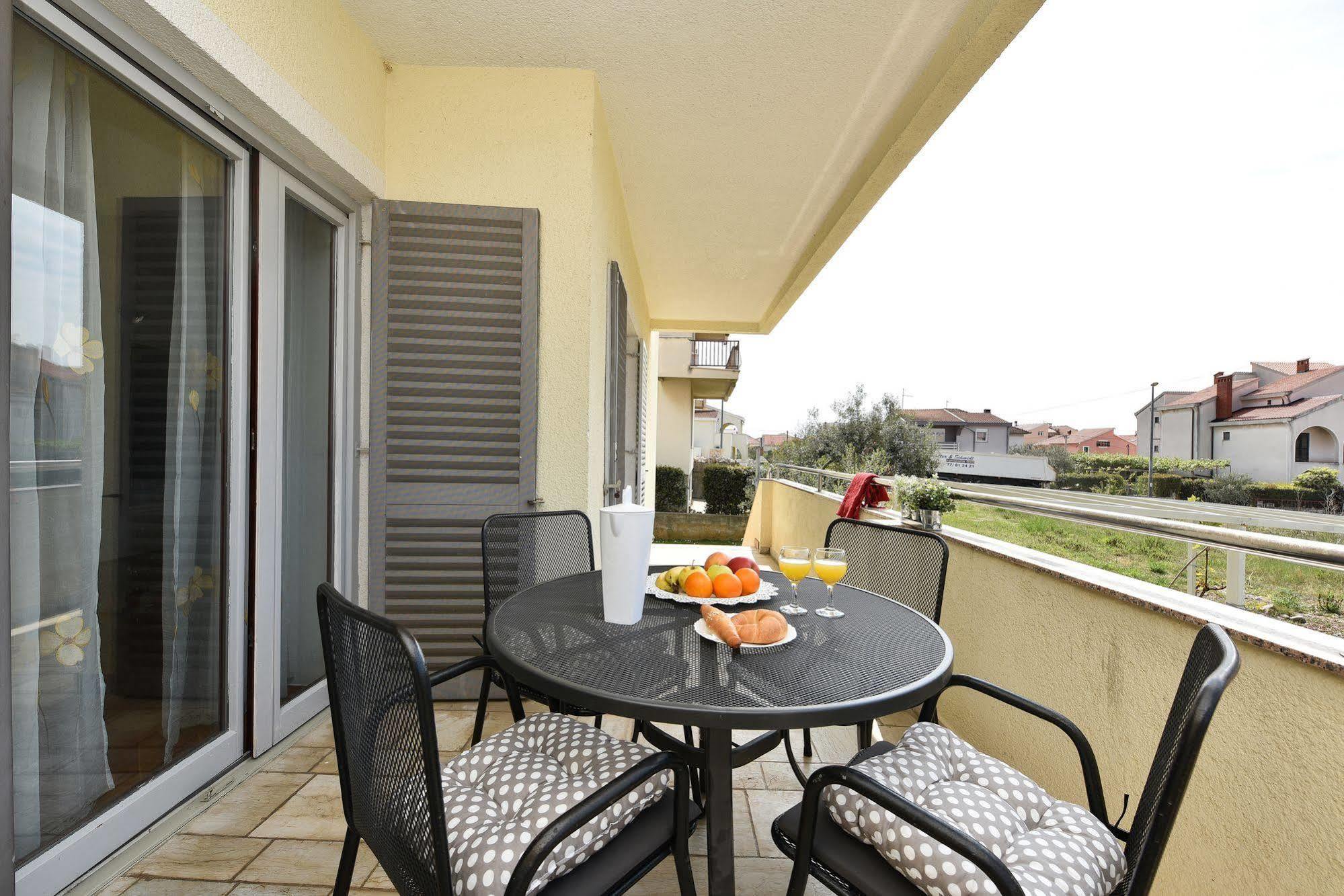 Adria Apartments Zadar Eksteriør bilde
